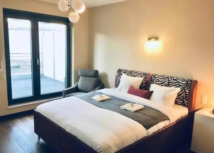 Urban Living 2 Bedroom 아파트